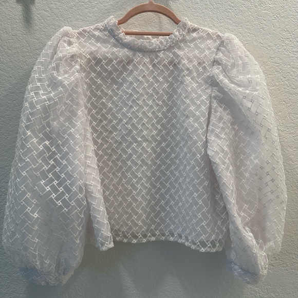 BBWM Puffball Sleeve Top Sz L - Picture 1 of 4